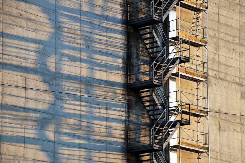 accessory, textura, no one, façades, the area of the city, old, low angle view, the industry, staircase, backgrounds, model, fire escape, old wall, in the shadows