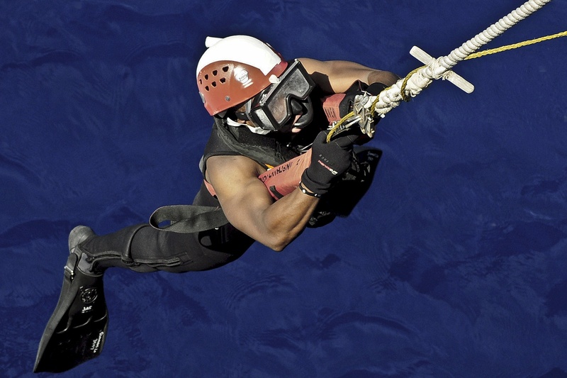 bravery, danger, lifesaver, emergency, rescue, help, heroic, high angle view, 1080P, day, swimmer, lifestyles, protection, sport, men, real people, one person