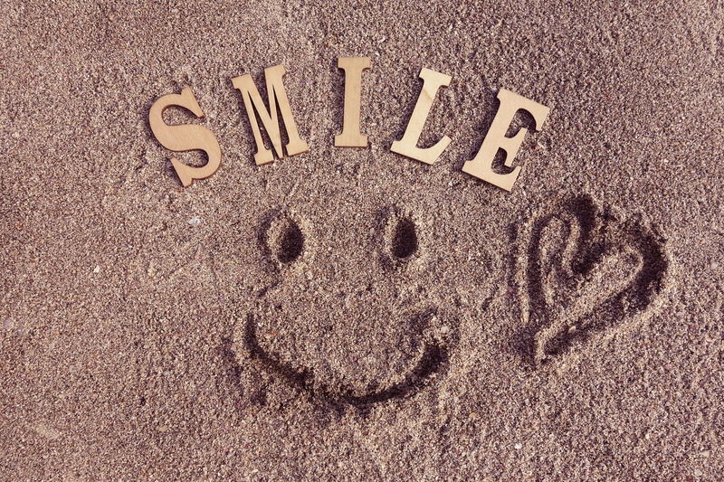 sand, creativity, message, land, backgrounds, decors, close-up, indoors, representation, capital letter, full frame, Smile, communication, single Word