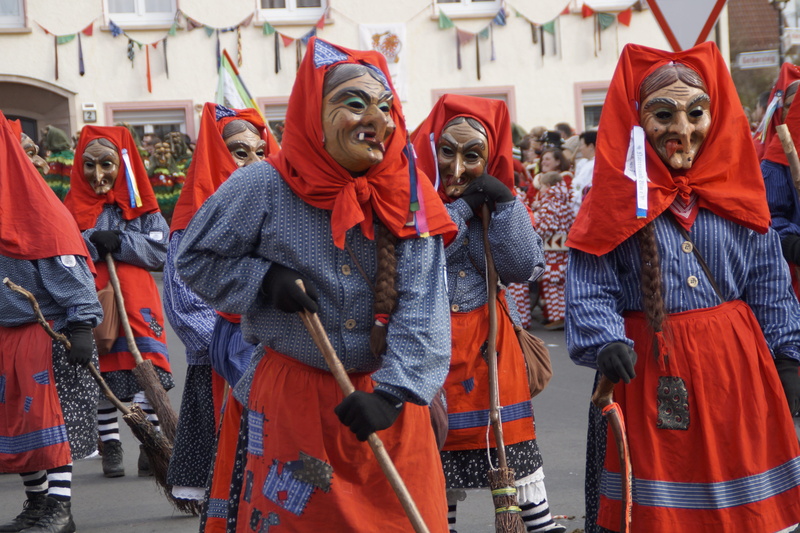 haes, carnival, group of people, real people, strassenfasnet, architecture, fools guild ulm, clothing, costume, figure, viewers, 5K, ulm, representation