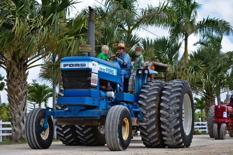 young adult, farming community, machine, belize, farmer, power, people, tread, equipment, 5K, tyre, agricultural, smiling, portrait, males, day, nature