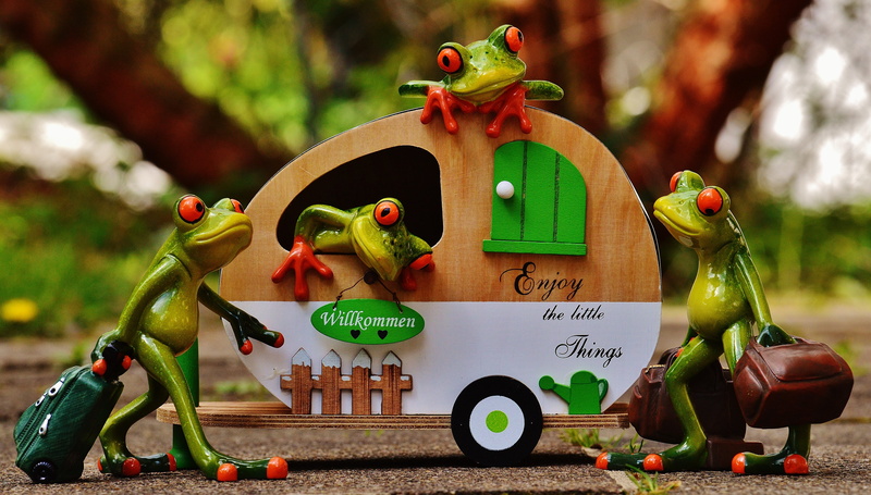 travel, close-up, luggage, food, food and drink, choice, character, creativity, cartoon, toys, no people, figurine, beautiful, figure, holdall, frogs, craft