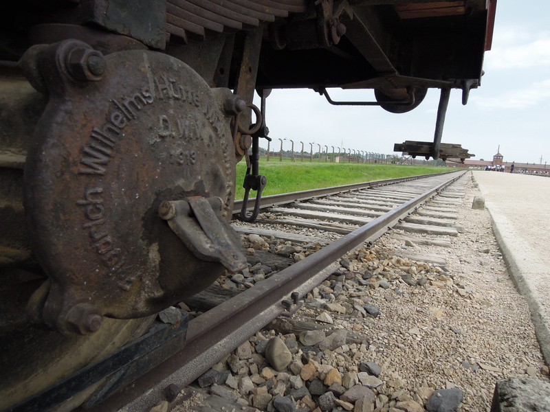old, old building, deterioration, carriage, public transportation, close-up, transportation, obsolete, day, abandoned, railway wagon, polish, travel, nature
