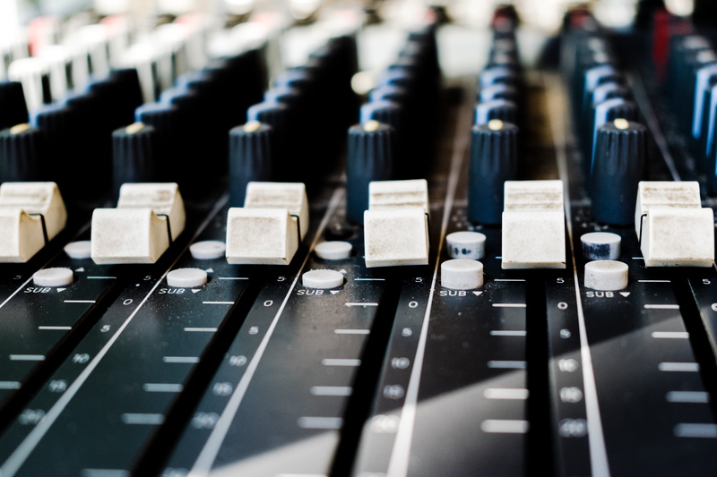 musical equipment, audio, audio equipment, selective focus, blur, chair, connector, controller, bokeh, sound recording equipment, switch, control panel