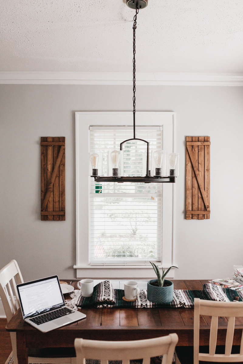 shutter, decor, lance, workspace, home, cup, absence, 5K, no people, mug, creative, remote working, interior design, technology, laptop, gray, black, blinds