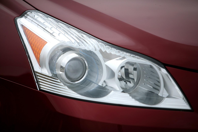 can, motor vehicle, technology, single object, transportation, traverse, household equipment, close-up, headlight, mode of transportation, indoors, no people
