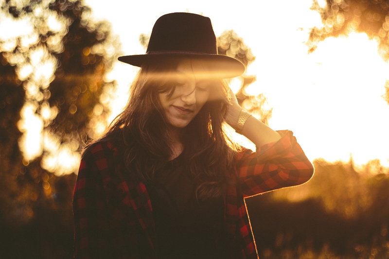 happiness, summer, waist up, dress shirt, wearing, real people, adults only, adult, rural Scene, one young woman only, red and black, only women, standing