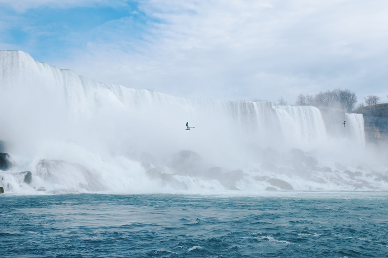 power in nature, no people, waterfront, 4K, day, niagara, non-urban scene, photography, niagra falls, cloud - sky, water, landscape, sky, splashing, nature