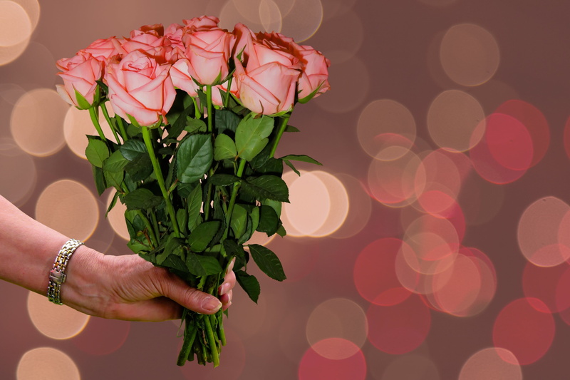 pink, bouquet, flower, birthday card, plant, give, flower arrangement, bright, freshness, connectedness, holding, beauty in nature, one person, women, greeting