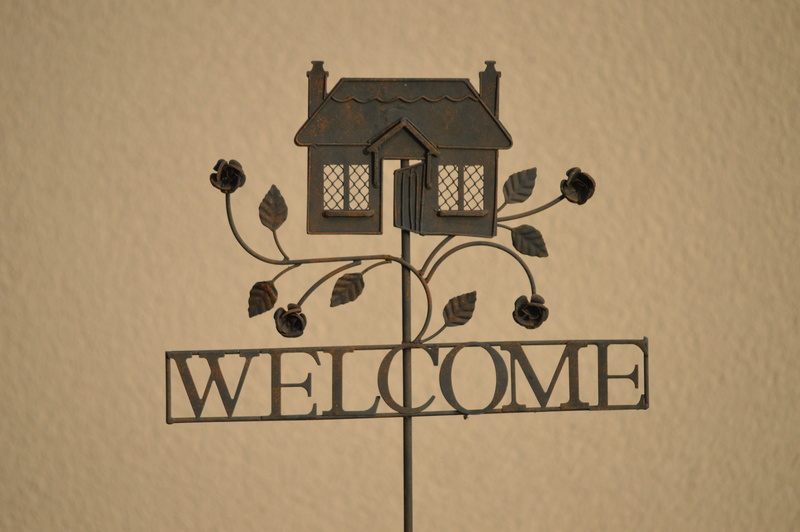 wall, human representation, house, lighting equipment, sign, Welcome, indoors, wall - building feature, Greeting, metal, Welcome Sign, electricity, 5K