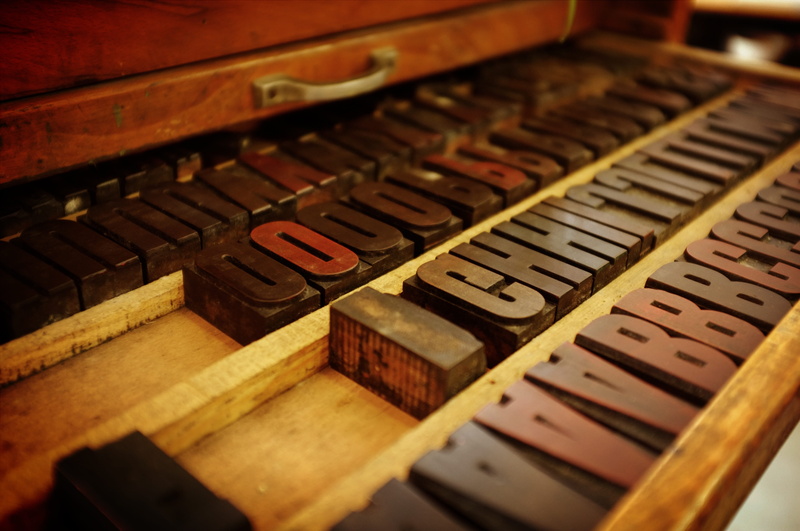 4K, music, design, old, block, no people, letter, letters, technology, printing press, antique, text, indoors, still life, close-up, selective focus, table