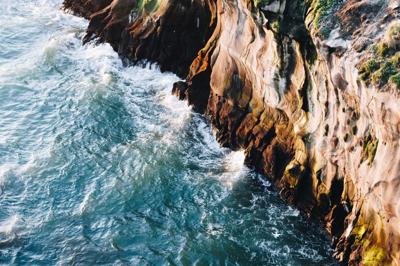 nature, rock, ocean, no people, wave, water, waves crashing, 5K, day, outdoors, flowing, aquatic sport, muriwai, tranquility, solid, muriwai beach, flowing water
