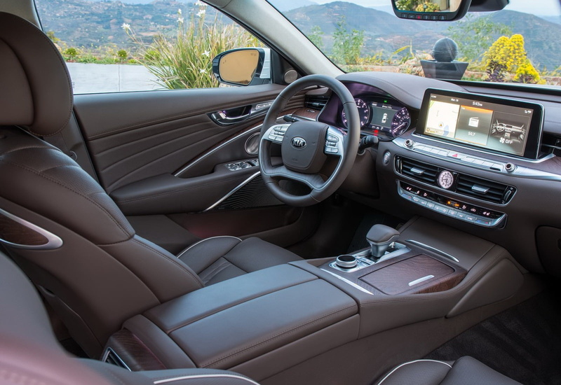 control panel, no people, dashboard, car interior, motor vehicle, indoors, seat, kia, vehicle seat, mode of transportation, (2019), land vehicle, glass - material