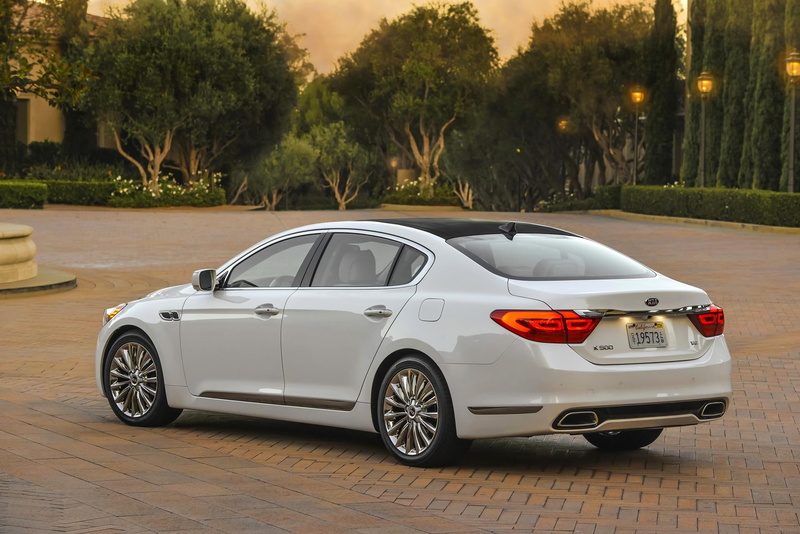 sedan, tree, car, mode of transportation, transportation, 1080P, white color, luxury, outdoors, street, land vehicle, nature, wealth, plant, k, travel
