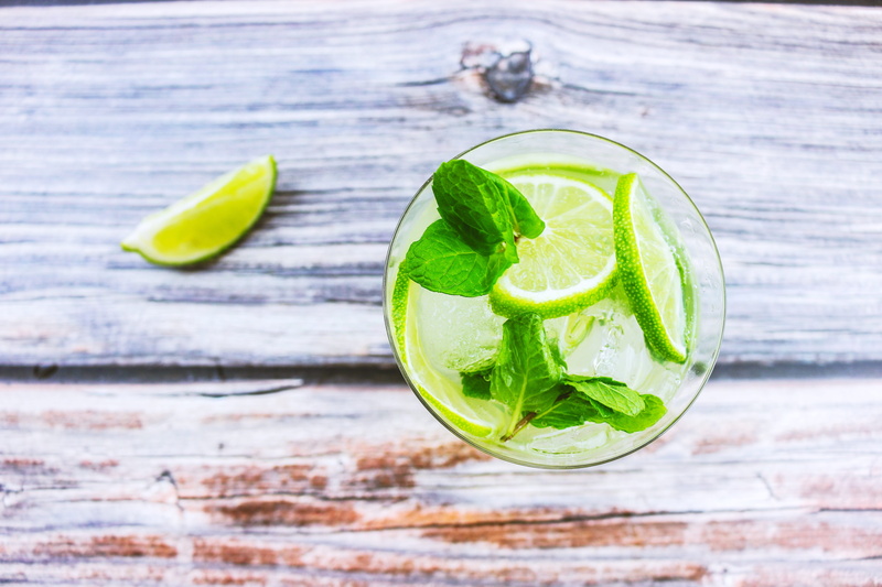 no people, refreshment, glass, mint, tumblr, slice, food, drinking glass, citrus fruit, antioxidant, herb, wood - material, water glasses, table