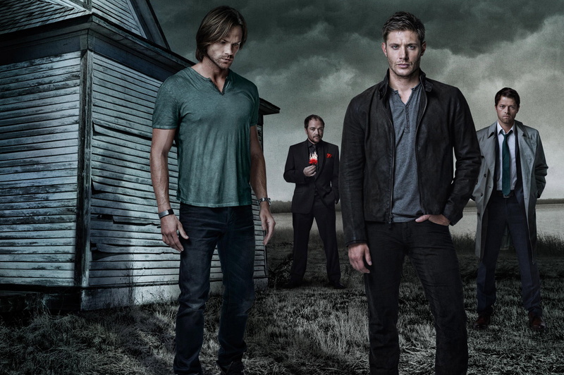 coworker, Sam, looking, casual clothing, smiling, cheerful, caucasian Ethnicity, group Of People, teamwork, emotion, Supernatural, standing, young Women