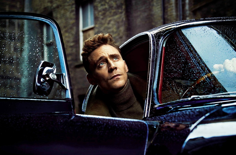 one person, adult, drops, mode of transportation, looking at camera, looking, look, travel, motor vehicle, face, car door, young adult, collared, lifestyles