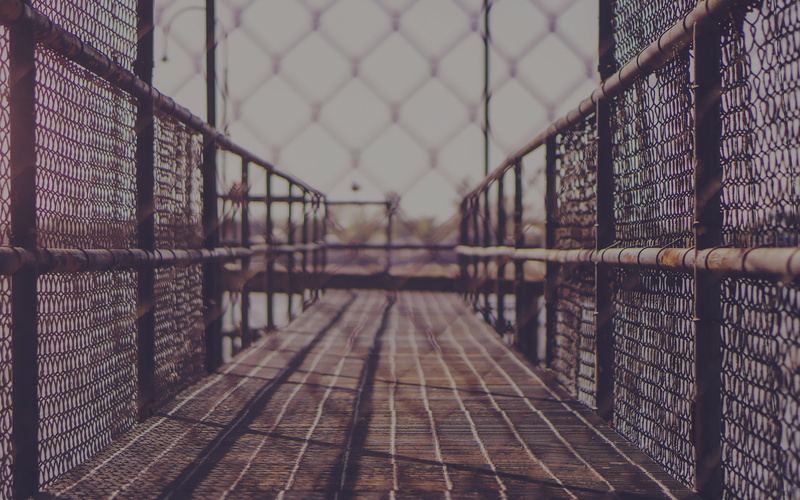 4K, chainlink fence, pattern, boundary, fence, metal, protection, bridge, day, city, no people, art, gym, grid, jungle, long, architecture, the way forward