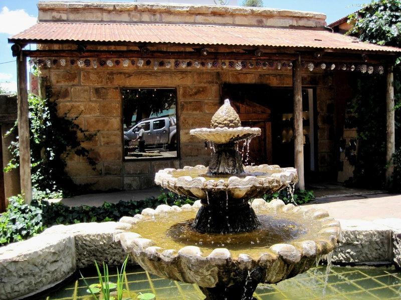 quaint, fountain, slanting roof, representation, 1080P, water, flowing water, no people, building, day, animal representation, belief, statue, architecture