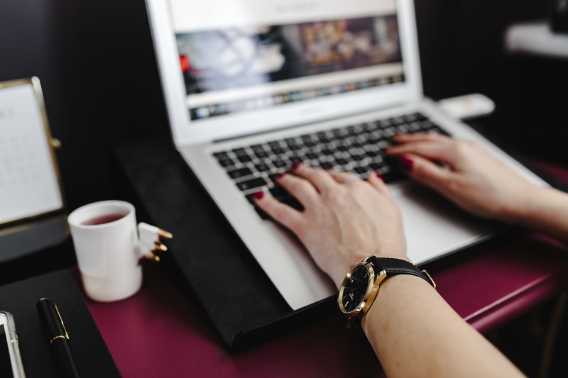 mug, female, table, workplace, communication, coffee cup, food and drink, desk, office, wroking, stylish, internet, typing, workspace, close-up, computer