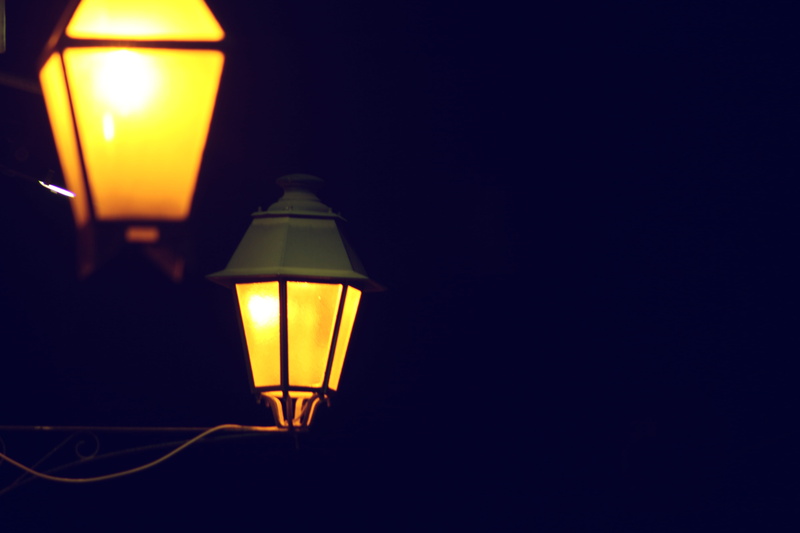 street light, electricity, dark, light, faroles, electric lamp, glowing, electric light, copy space, illuminated, caller, no people, trujillo, light - natural phenomenon