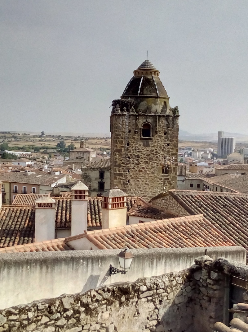 nature, religion, 4K, no people, roof tile, outdoors, roof, clear sky, day, trujillo view, historic building, architecture, built structure, spirituality