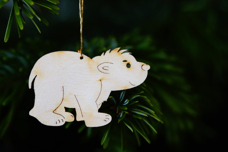 christmas ornaments, children, animal representation, 5K, christmas, polar bear, small polar bear, weihnachtsbaumschmuck, representation, tree, close-up