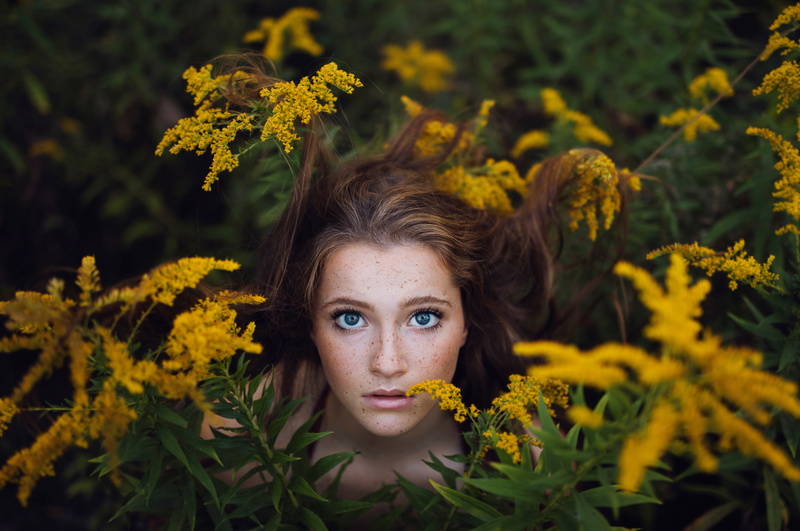 thickets, Ailish, bokeh, girl, Mimosa, freckles, hide and seek, 8K, Jesse Duke