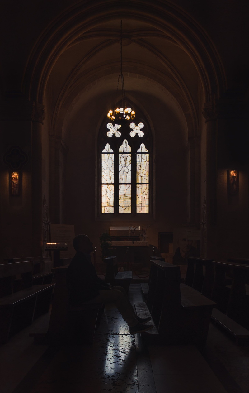 day, arch, altar, 2K, classroom, indoors, god, belief, person, school, human, building, the past, abbey, napoli, lighting equipment, history, faith, window