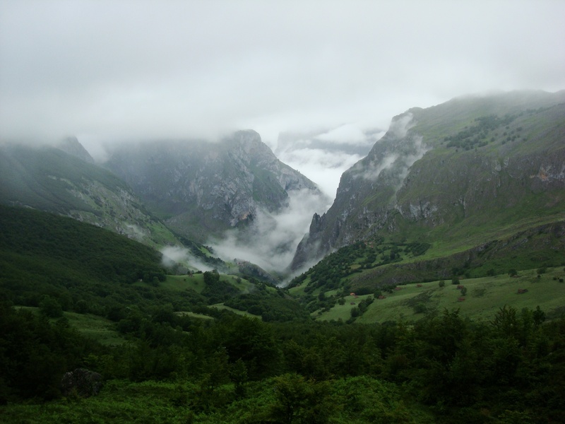 urriellu, mountain range, scenics, summer, sky, wild nature, cloud - sky, village, environment, day, mountain, nature, 2K, no people, mountain peak, scenics - nature