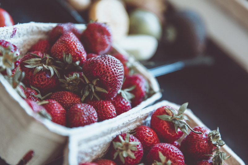 healthy eating, still life, fruits, raspberry, food and drink, organic, 5K, berry fruit, strawbeery, self-sufficiency, high angle view, locavore, horticulture