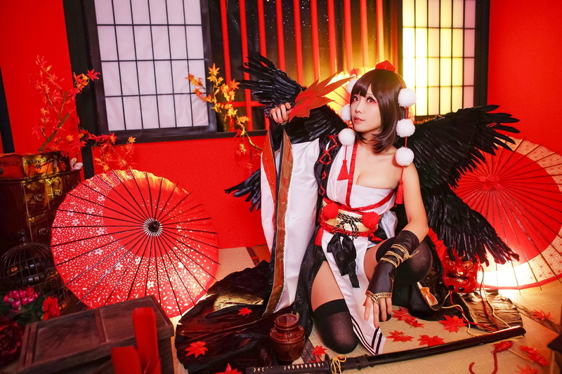 traditional clothing, Japanese, front view, real people, sitting, cosplay, wings, costume, three quarter length, standing, model, foldable, young women