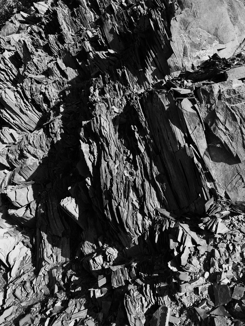 formation, black, black and white, geology, rock - object, rock formation, sunlight, white, eroded, leaf, wood, backgrounds, high angle view, land, monochrome