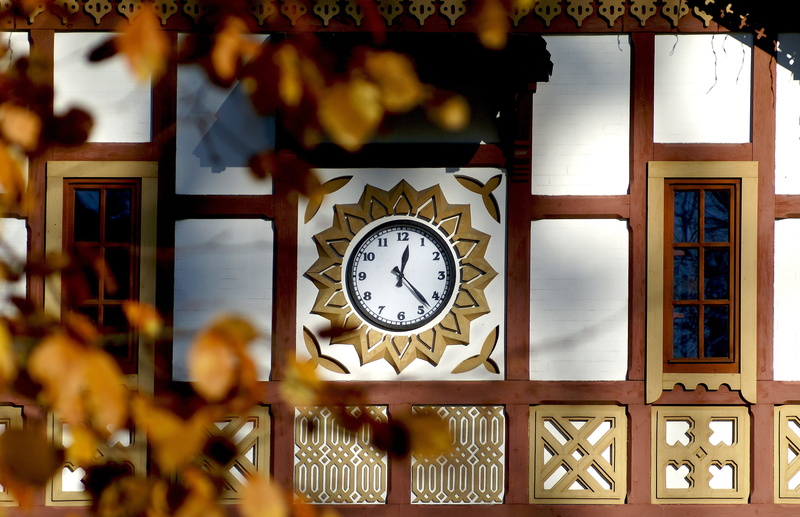 vanishing, holiday, wood - material, frame, roman, no people, uschłe list, picture frame, ornate, elapsed time, rest, spacer, szczawnica, reverie, 2K