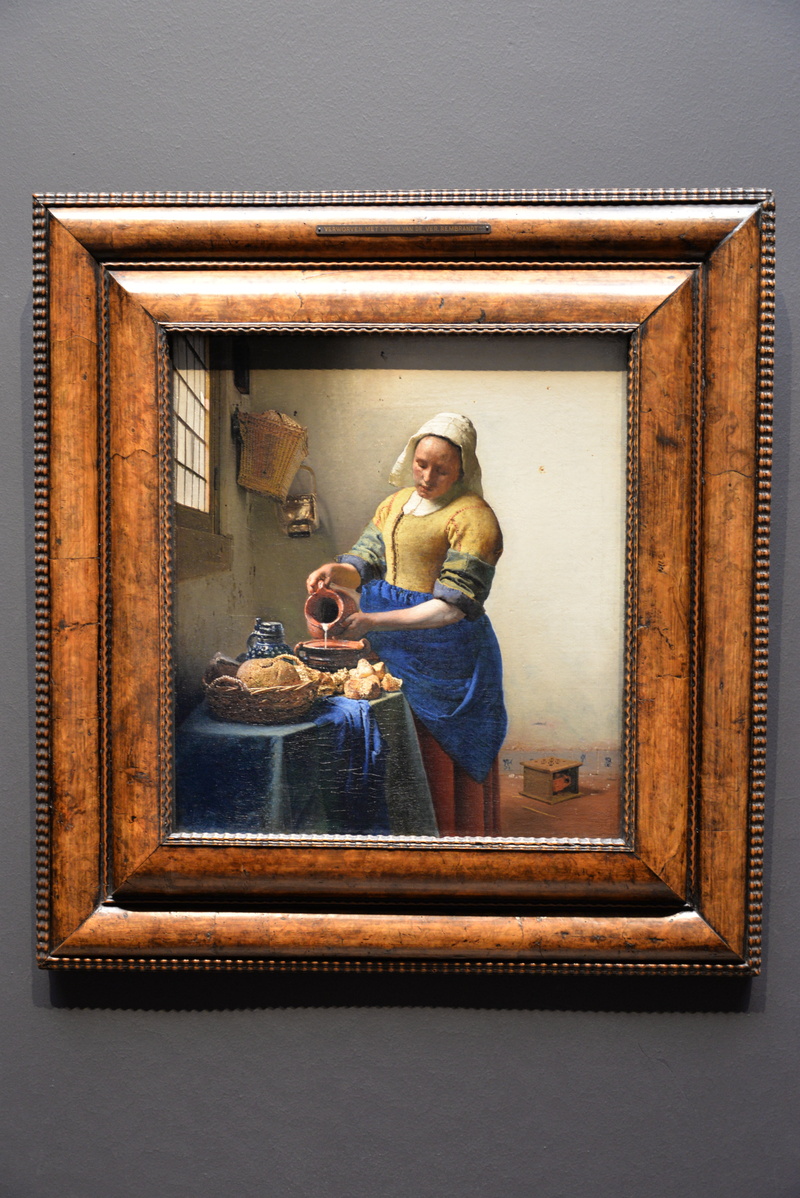 holland, indoors, lifestyles, young adult, rijksmuseum, beautiful woman, masters of light, light, one person, holding, women, adult, mirror, vermeer, 5K
