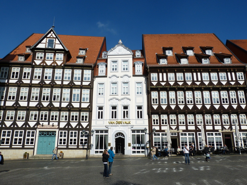 people, nostalgic, architecture, residential district, 4K, men, truss structure, fachwerkhaus, historically, old town, space, building, truss, street