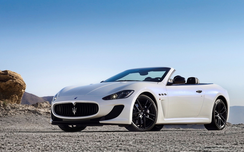 mode of transportation, 1080P, no people, copy space, road trip, sports car, land vehicle, environment, blue, motor vehicle, chrome, sky, convertible