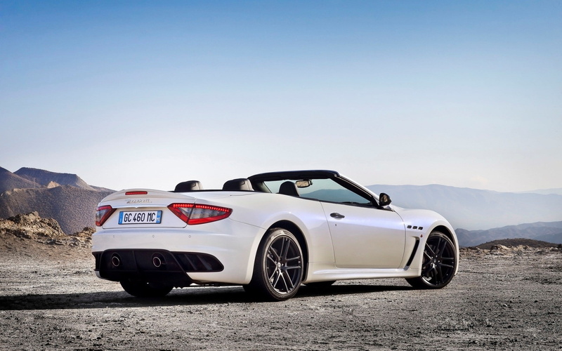 land, outdoors, car, no people, road trip, day, sky, sunlight, copy space, Maserati Gran Cabrio, Maserati Gran Cabrio MC, mountain, travel, blue, wheel