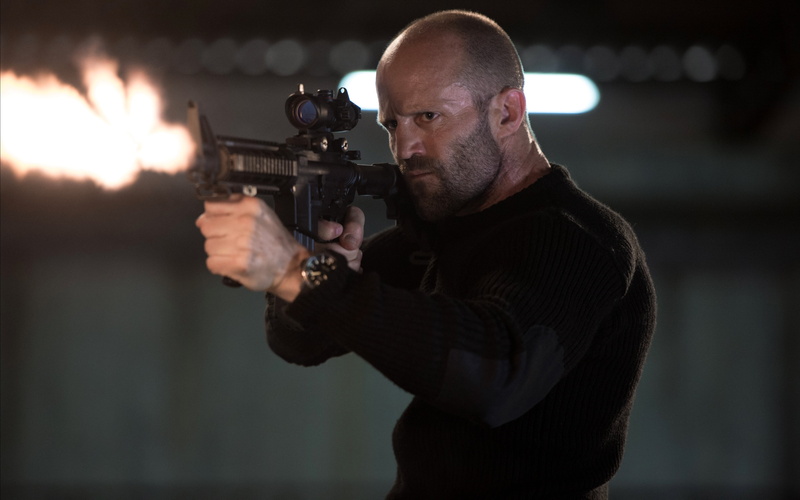 mid adult men, waist up, weapon, hollywood, 4K, standing, mature adult, aiming, stills, Movies, males, jason statham, handgun, focus on foreground, Hollywood Movies