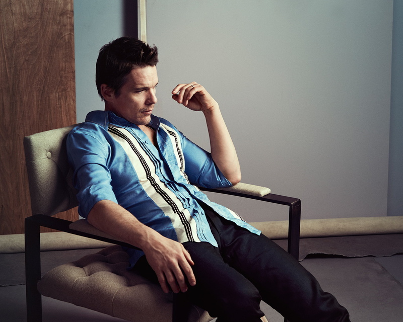 actor, photoshoot, pants, photographer, California Style, 1080P, Ethan Hawke, 2015, Mark Abrahams, chair, shirt