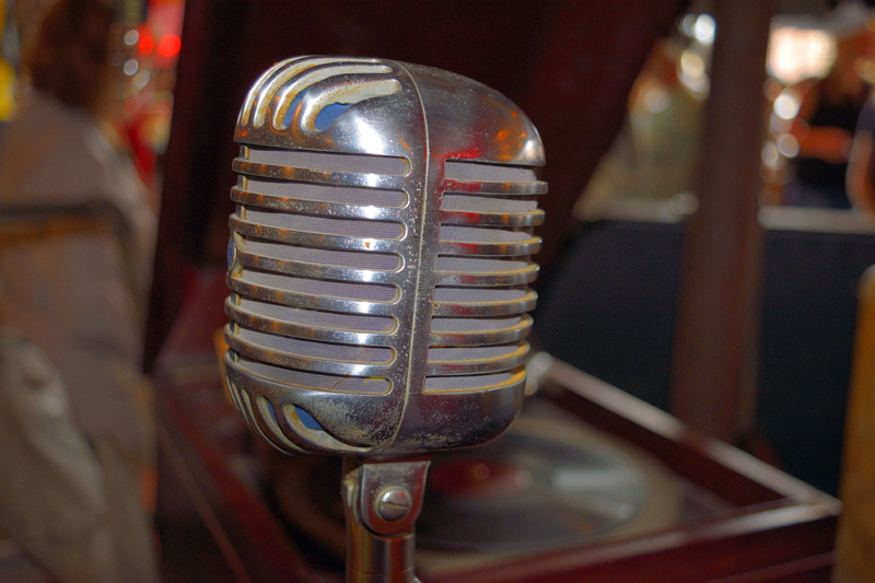 old microphone, old, media, professional, classic, performance, broadcast, studio, no people, audio, sound, music, retro, sport, icon, broadcasting, input device