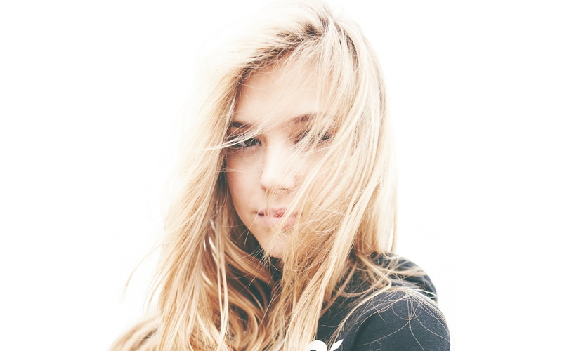 long hair, blond hair, studio shot, looking at camera, young women, cut out, women, front view, blonde, 2K, headshot, hair, beauty, hairstyle, indoors