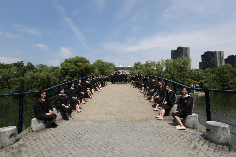 large group of people, outdoors, cloud - sky, real people, sky, group of people, the way forward, plant, day, crowd, nature, tree, building exterior, built structure