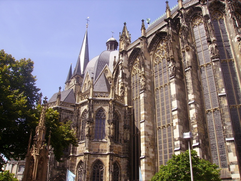 cathedral, day, destination, landmark, 1080P, exterior, low angle view, our lady, architectural column, tree, spirituality, architecture, germany, plant