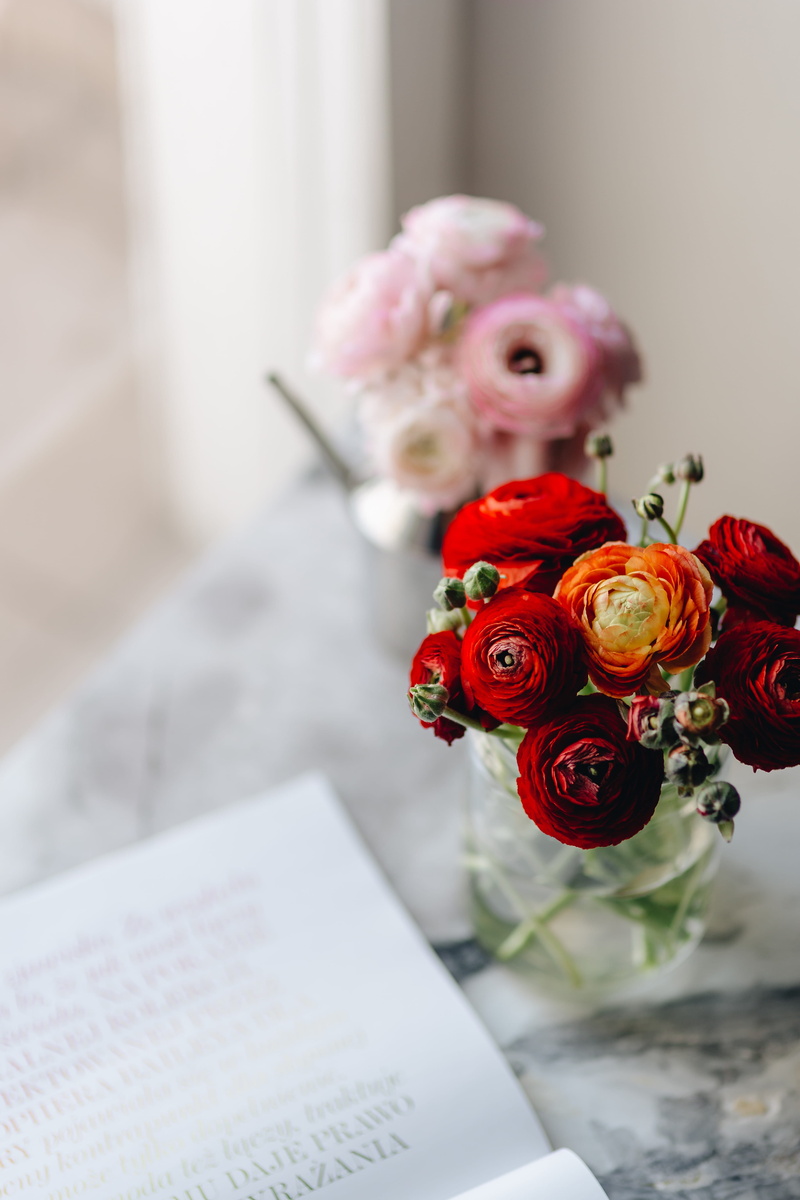 flower, floral, marble, vulnerability, newspaper, fashion, bunch of flowers, rose - flower, rose, flower head, flowering plant, vogue polska, flowers, peanut butter