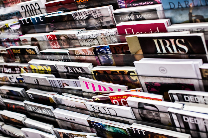consumerism, retail display, backgrounds, in a row, lot, retail, variation, no people, large group of objects, assorted, read, 5K, shopping, paper, magazine store