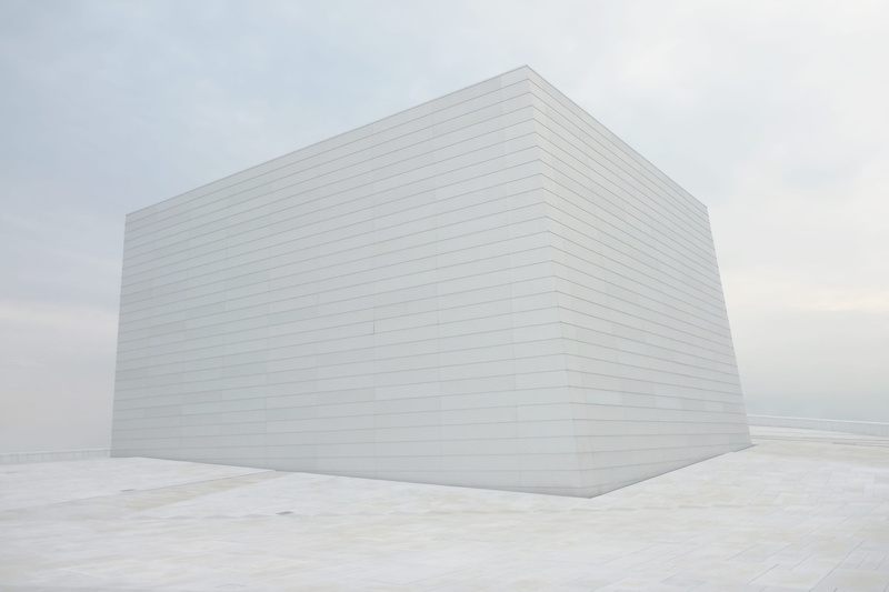 built structure, tall - high, white, brick, cloud - sky, cube, pattern, structure, outdoors, sunlight, block, box, building exterior, day, tile, field