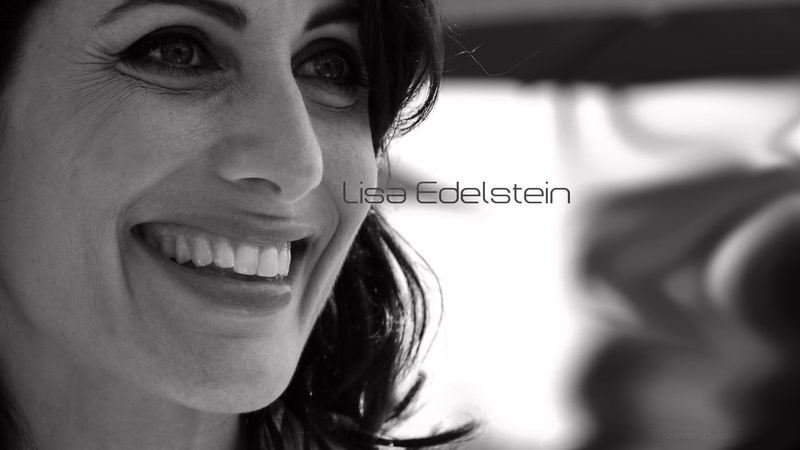 smiling, indoors, human body part, body part, 1080P, beautiful woman, human face, young adult, emotion, face, western script, Lisa Edelstein, one person