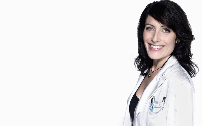 M.D., Lisa Edelstein, House, dark hair, curly hair, white background, 1080P, necklace, mature women, women, smiling