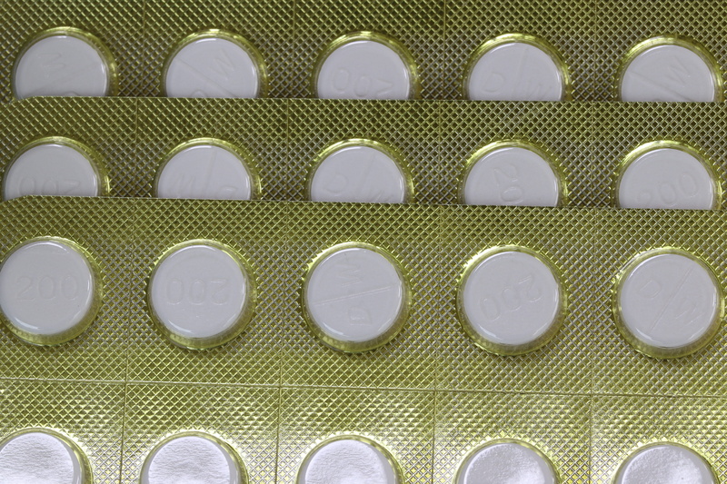 5K, disease, treatment, pharmaceutical, side by side, full frame, science, large group of objects, dose, white color, healthcare and medicine, health food